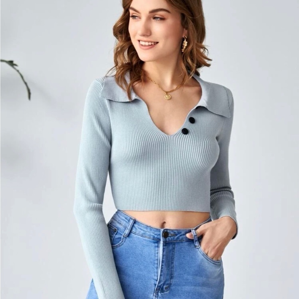 Neutral Gray Ribbed Cropped Sweater - Picture 3 of 11